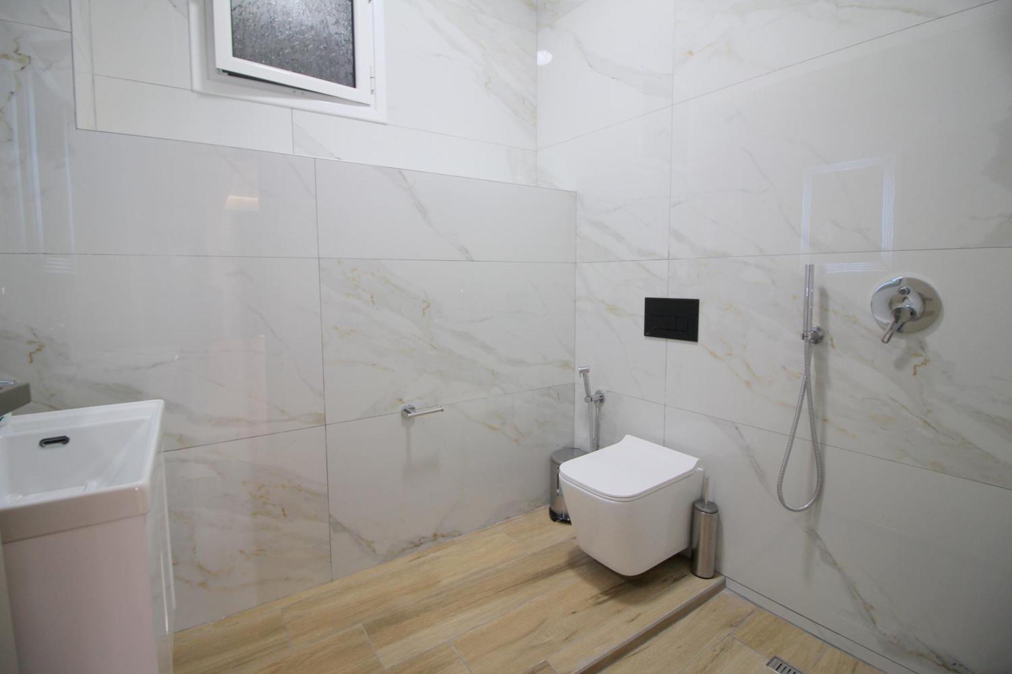 Alis Apartments Sarandë Esterno foto