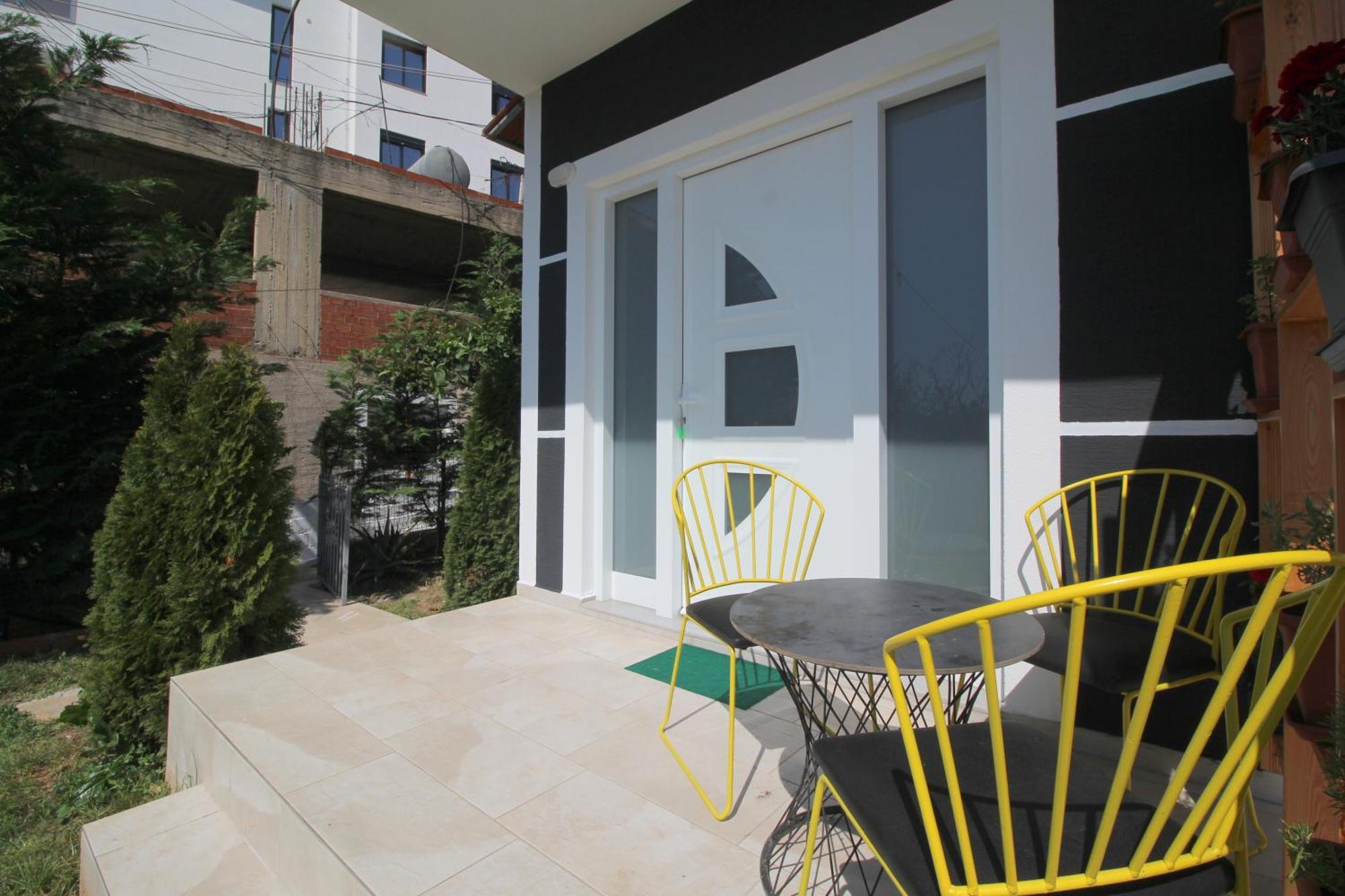 Alis Apartments Sarandë Esterno foto