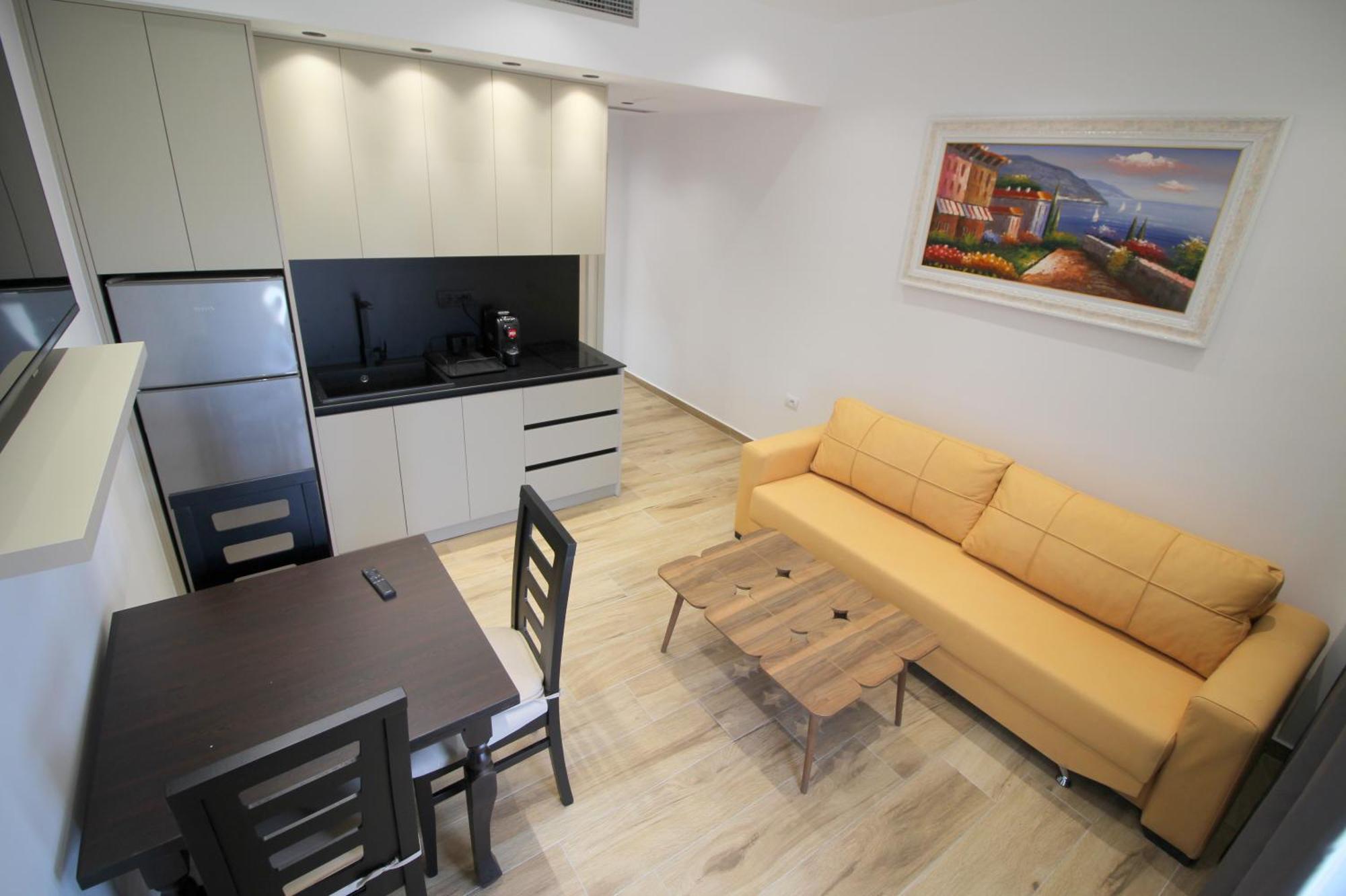 Alis Apartments Sarandë Esterno foto
